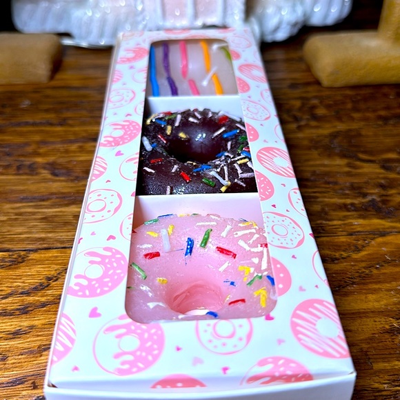 Martha Stewart Donut Candle Trio - Picture 2 of 2